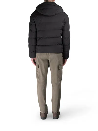 Moorer Down Jacket In Black