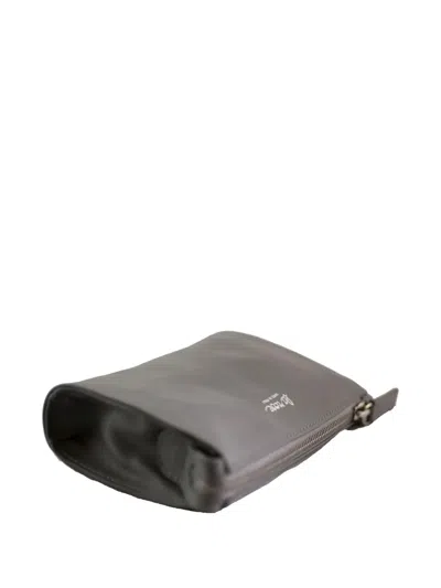 极简风皮质化妆包