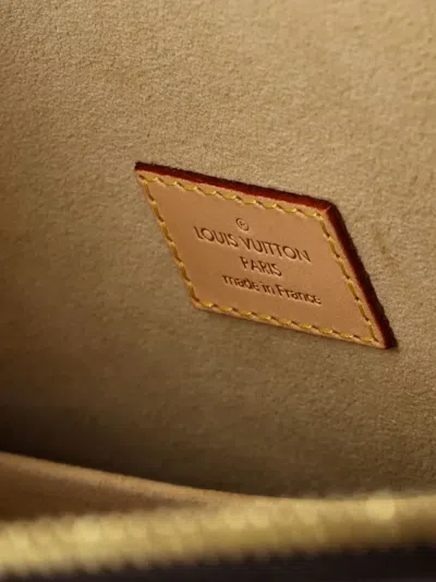 Pre-owned Louis Vuitton Manhattan Handbag Monogram Canvas Gm Satchel In Brown