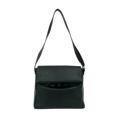 Pre-owned Loewe Black Leather Shoulder Bag ()