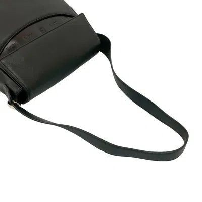 Pre-owned Loewe Black Leather Shoulder Bag ()