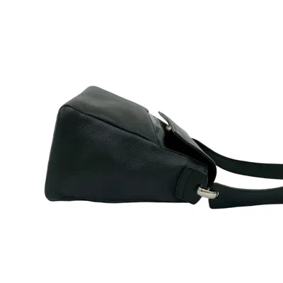 Pre-owned Loewe Black Leather Shoulder Bag ()
