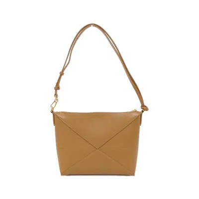 Pre-owned Loewe Gold Leather Shoulder Bag ()