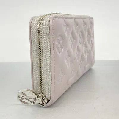 Pre-owned Louis Vuitton Beige Long Wallet (bi-fold) () In Sand