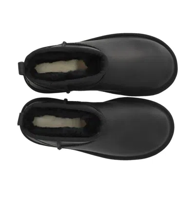 Ugg Stivali Classici Ultra Mini In Pelle In Black