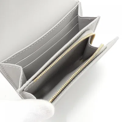 Pre-owned Louis Vuitton Gray Leather Wallet (bi-fold) ()
