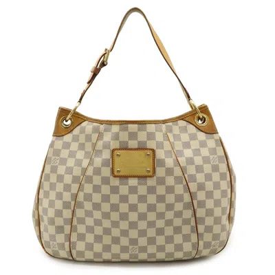 Pre-owned Louis Vuitton Ivory Pvc Shoulder Bag () In White
