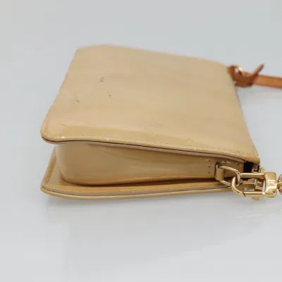 Pre-owned Louis Vuitton Lexington Beige Patent Leather Clutch Bag () In Sand