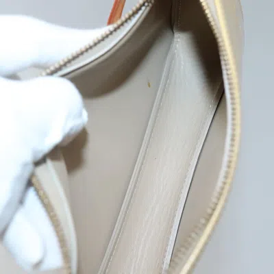 Pre-owned Louis Vuitton Lexington Beige Patent Leather Clutch Bag () In Sand