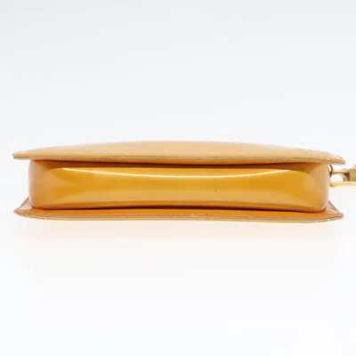 Pre-owned Louis Vuitton Lexington Beige Patent Leather Clutch Bag () In Sand