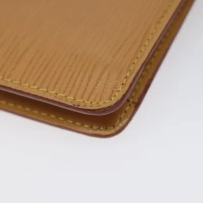 Pre-owned Louis Vuitton Montaigne Beige Leather Clutch Bag () In Sand