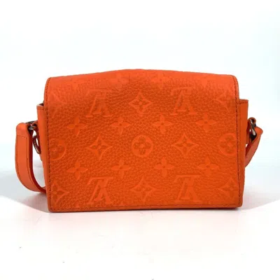 Pre-owned Louis Vuitton Orange Leather Pochette Shoulder Bag ()