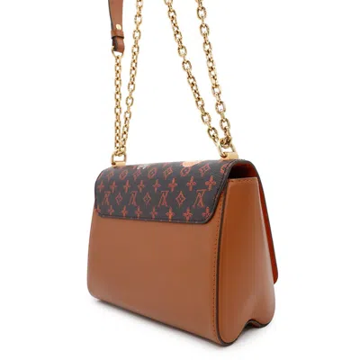 Pre-owned Louis Vuitton Orange Shoulder Bag ()