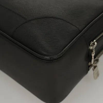 Pre-owned Louis Vuitton Pavel Black Leather Clutch Bag ()