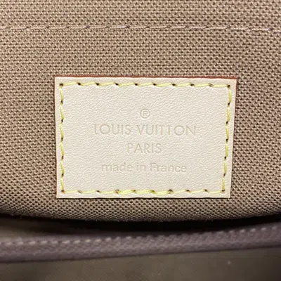 Pre-owned Louis Vuitton Rose Clair Shoulder Bag () In Pink