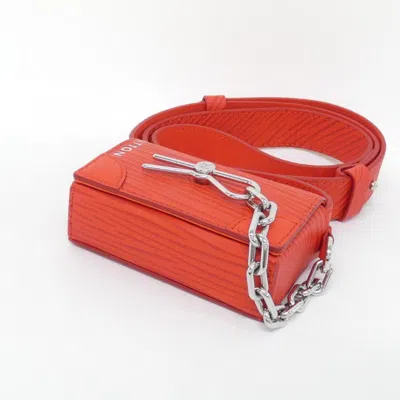Pre-owned Louis Vuitton Rouge Leather Shoulder Bag () In Red