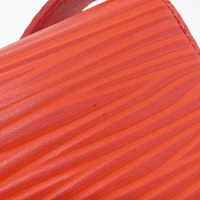 Pre-owned Louis Vuitton Rouge Leather Shoulder Bag () In Red