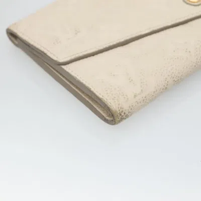Pre-owned Louis Vuitton Sarah White Leather Wallet  ()
