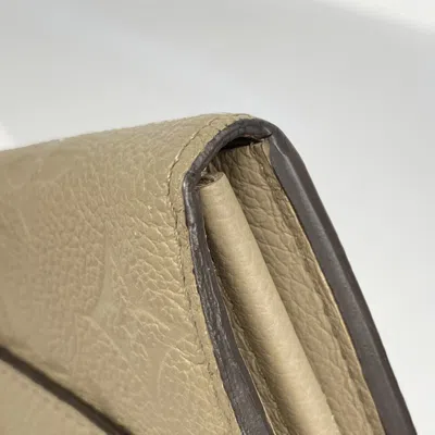 Pre-owned Louis Vuitton Tourterelle Long Wallet (bi-fold) () In Gray