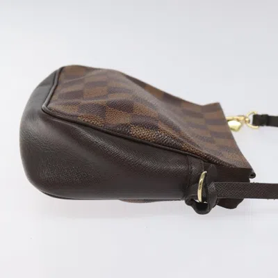 Pre-owned Louis Vuitton Trousse Makeup Brown Canvas Clutch Bag ()