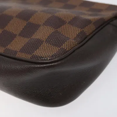 Pre-owned Louis Vuitton Trousse Makeup Brown Canvas Clutch Bag ()