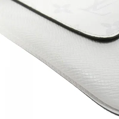 Pre-owned Louis Vuitton White Taigarama Shoulder Bag ()
