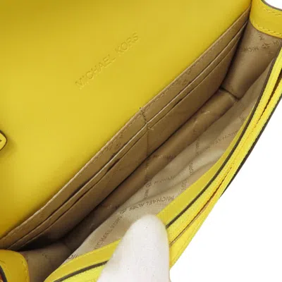 Pre-owned Michael Kors Yellow Leather Chain/shoulder Wallet ()