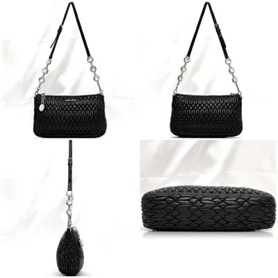 Pre-owned Miu Miu Black Leather Shoulder Bag ()