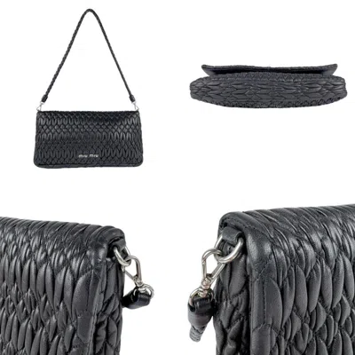 Pre-owned Miu Miu Black Leather Shoulder Bag ()