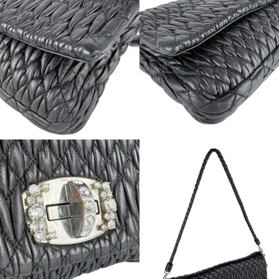 Pre-owned Miu Miu Black Leather Shoulder Bag ()