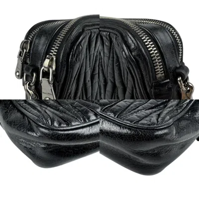 Pre-owned Miu Miu Black Leather Shoulder Bag ()
