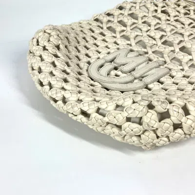 Pre-owned Miu Miu White Leather Beach Bag Shoulder Bag ()
