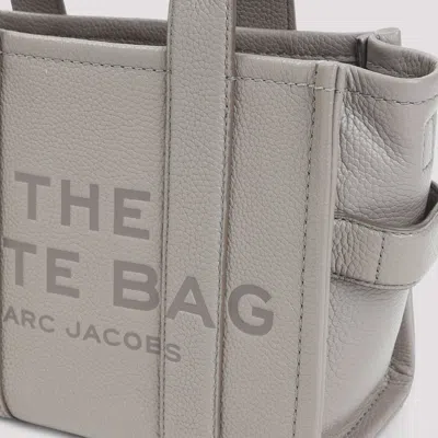 Marc Jacobs The Leather Medium Tote Bag In Gray