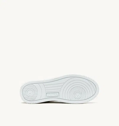 Autry Medalist Low Vintage X Mihara Yasuhiro White Sneakers With Handcrafted Sole In Leather Man In White