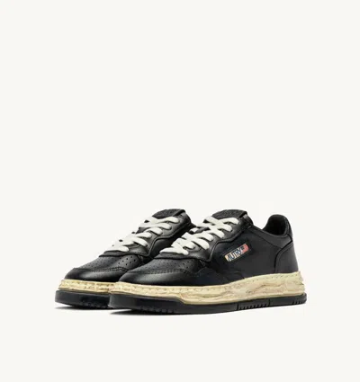 Autry Medalist Low Vintage X Mihara Yasuhiro Black Sneakers With Handcrafted Sole In Leather Man In Black
