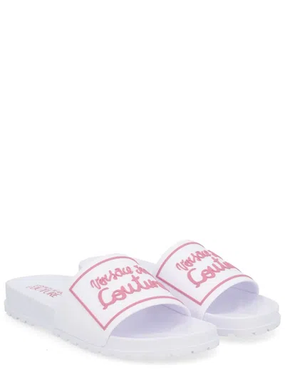 Versace Jeans Couture Flat Open Toe Sandals Shelly Bottom In White