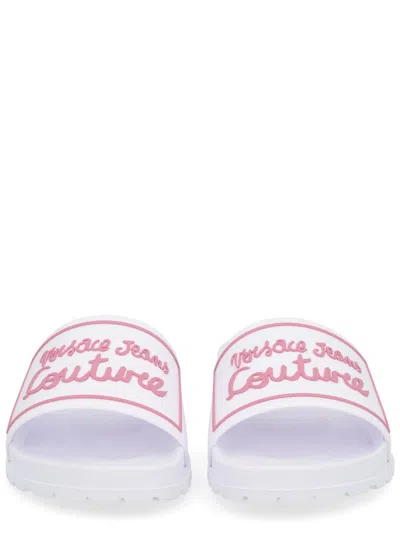 Versace Jeans Couture Flat Open Toe Sandals Shelly Bottom In White