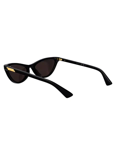 Bottega Veneta Cat Eye Sunglasses Bv1414 S 001 In Black
