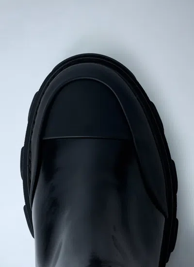 Ganni Women Low Chelsea Boots In Black