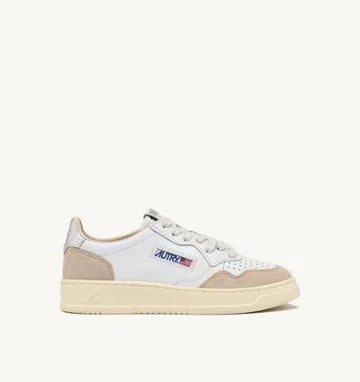 Autry Medalist Low Sneakers In White Leather And Gold Suede In Multi