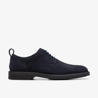 Clarks Shoes Man Black In Blue