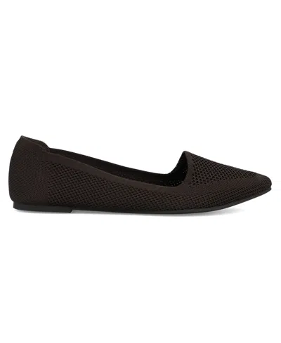 Mia Corrine Flat In Brown