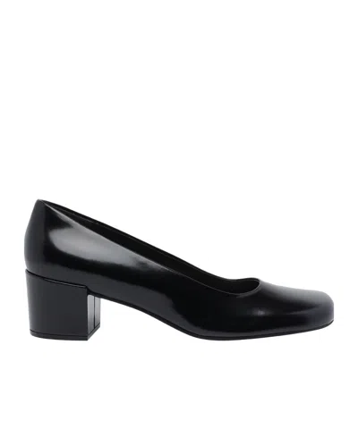 The Row Penelope Leather Pumps In Black