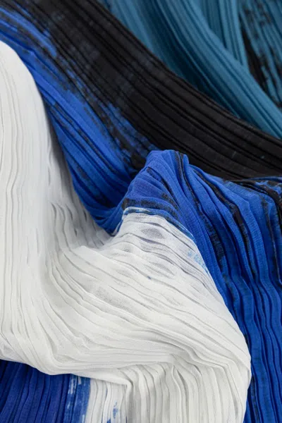 Issey Miyake Pleated Abstract-print Top In Multi