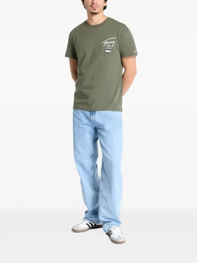 Tommy Jeans Signature-print T-shirt In Green