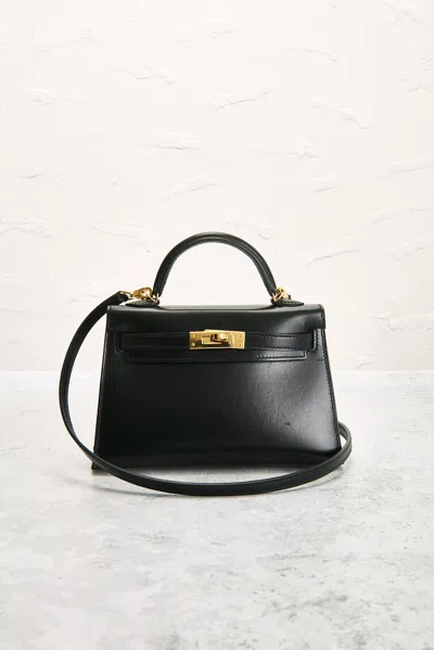 Pre-owned Hermes Box Kelly 20 Sellier Handbag In Black