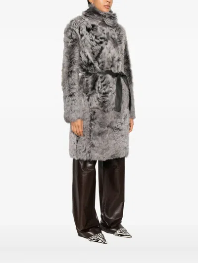 Yves Salomon Shearling Belted Coat In Gray