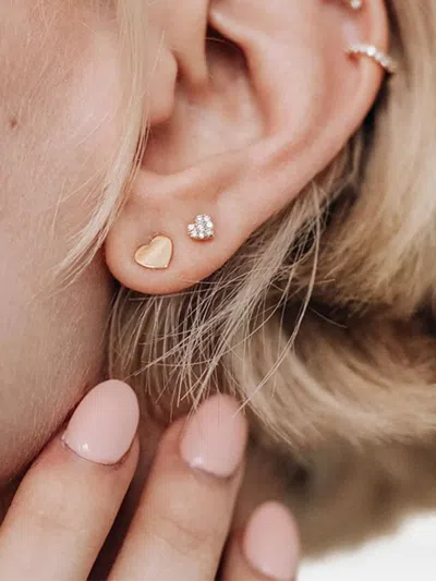 Anzie 14k Yellow Gold Love Letter Earrings In Gold