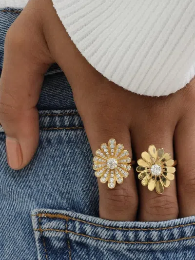 Anita Ko 18k Yellow Gold Water Lily Diamond Ring In Gold