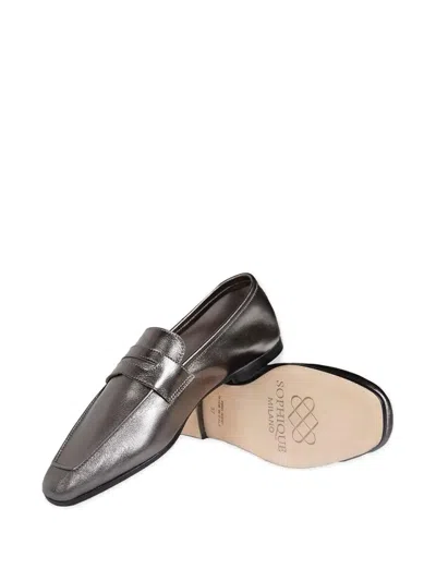 Sophique Essenziale Loafers In Gray